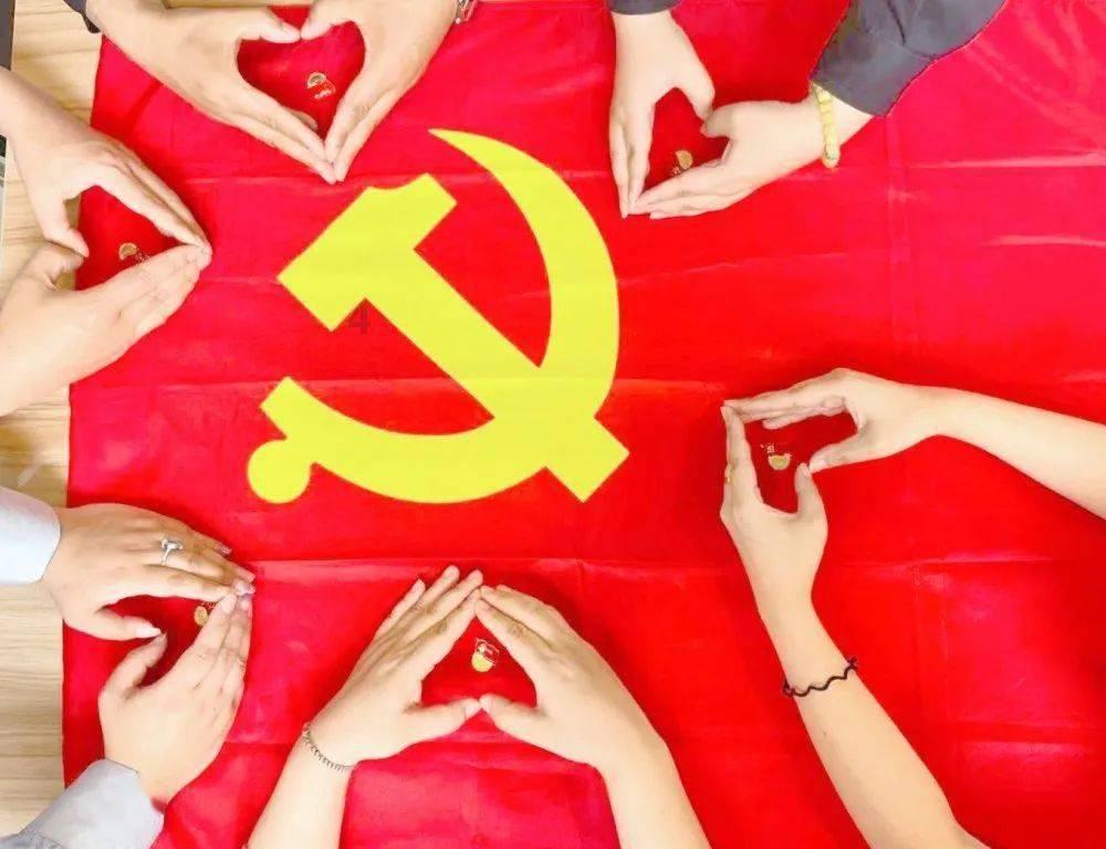 摩娜的时尚装扮